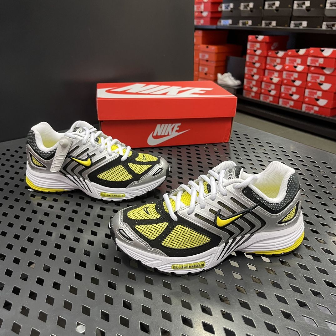 Uttra Lightweight Sports Comfort and Durability