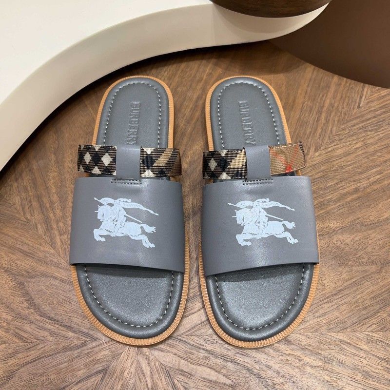 Evening is expected to reach the big venue. European summer new arrivals leather slippers