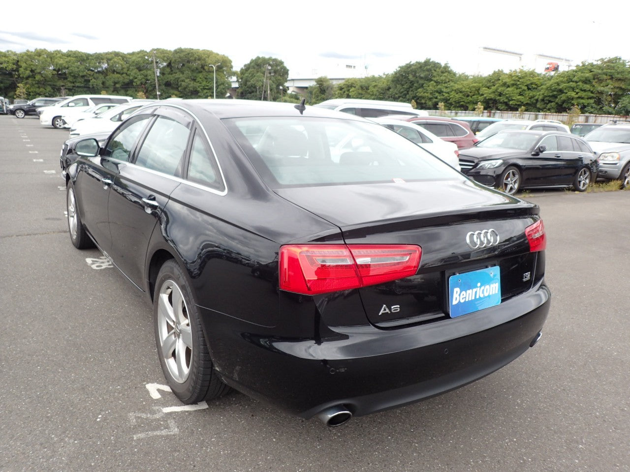 2015  Audi  A6 
4GCHVS
2.8 FSI Quattro 
AT
2,800cc 
Petrol 
Black 
38,044km 
One Owner 
BOSE Sound system
Leather seats 
Seater heater 
Power seat 
Adaptive cruise control 
Back Camera 
Alloys
Spare Key

B3001	2015	AUDI	A6	WAUZZZ4G4EN209371	BLACK