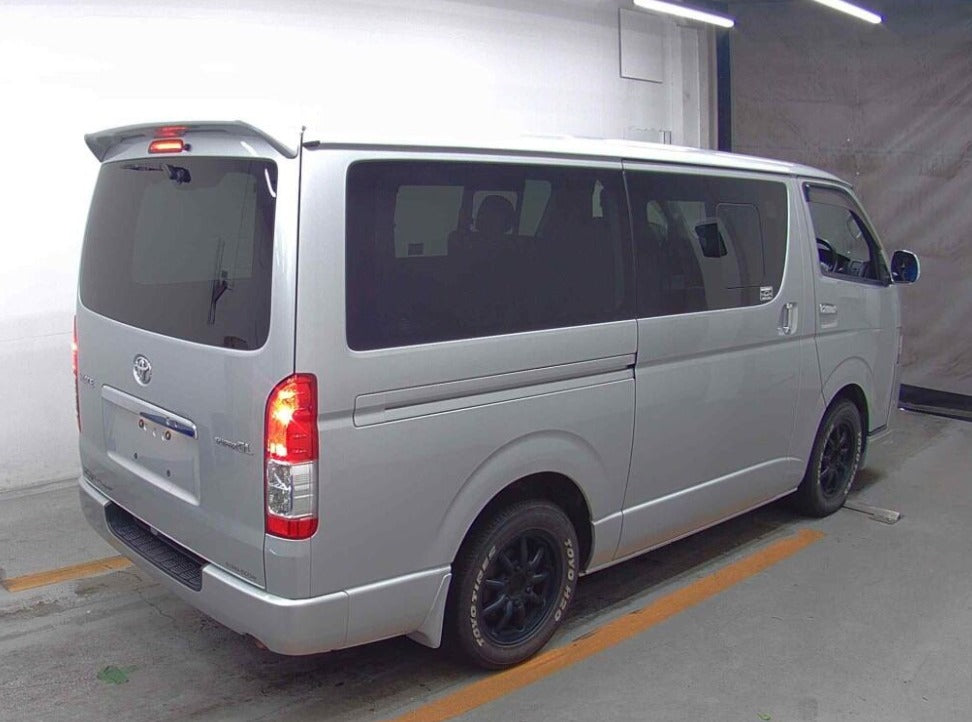 2014  Toyota Hiace-van
TRH200V
Long Super  GL
AT
2,000cc 
Petrol
89,000km  
Silver
2(5) seater 
Tint
CD Player
Alloys 
HD Navi 
Back Camera 
Fog lights 
Winker mirros