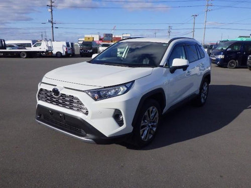 *✅ READY TO SHIP STOCK UNIT*

*REC NO: 316172*

*2019 TOYOTA RAV4*
YEAR: 2019
COLOR: PEARL
CHASSIS: MXAA54-50XXXXX
*GRADE: G Z-PACKAGE*
FUEL: PETROL
SEATS: 5 | DOORS: 5
TRANSMISSION: AT
ENGINE SIZE: 2,000 CC
MILEAGE: 81,000 KM