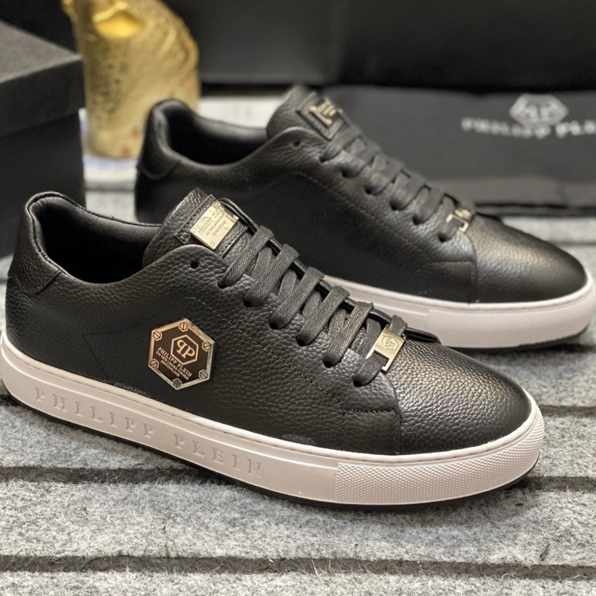 2024 New Genuine Leather Luxury Youth Autumn Casual Trendy Fashion Versatile White Sneakers