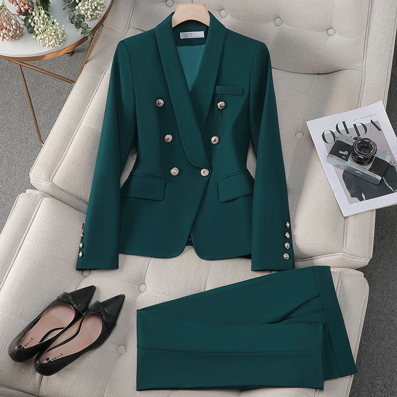 Free return shipping if not satisfied. High-end Striped Professional Suit