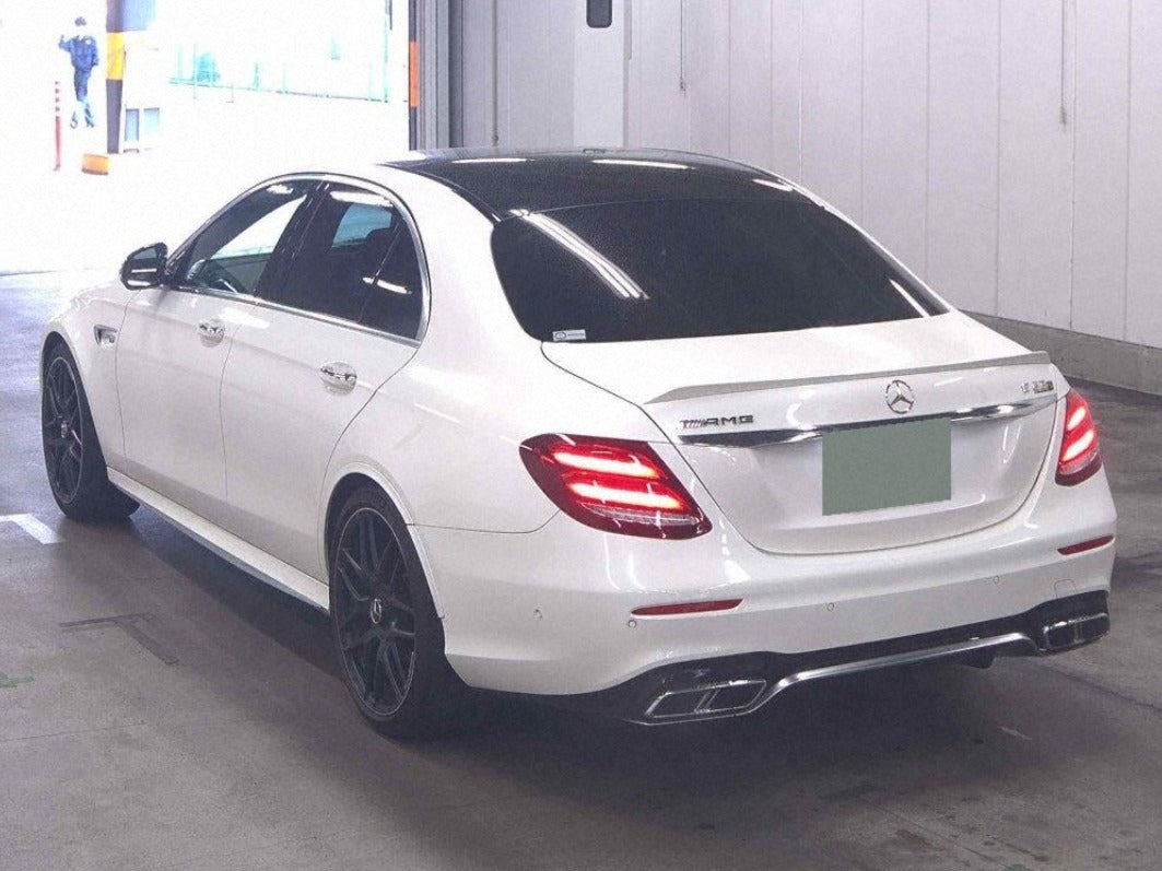 2018  Mercedes Benz  E63S  AMG
W213
E63 S AMG 4M +
AT
4,000cc 
Petrol 
49,000km 
White
Panoramic sunroof 
Leather seats 
Seat heater 
Radar safety
One owner  
360 deg view camera