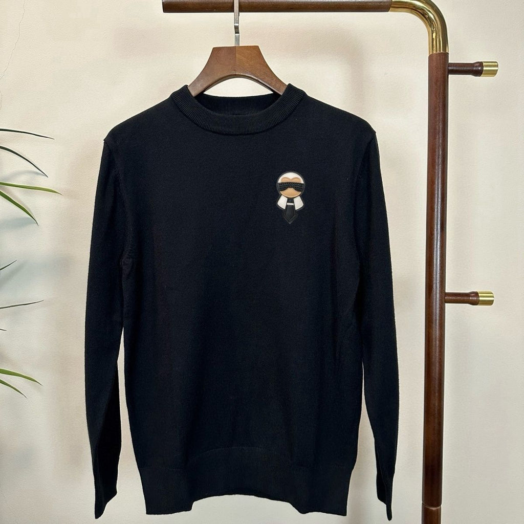 The latest winter round-neck little monster.