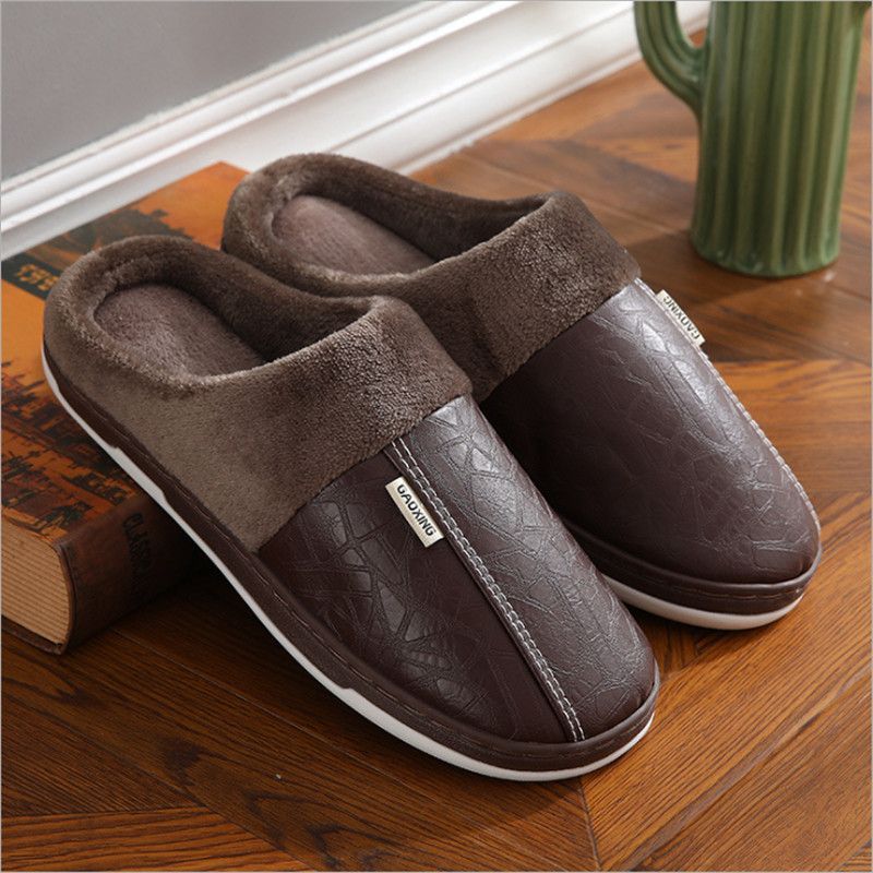 Winter New Men's and Women's Warm Cotton Slippers with Plush Lining, Waterproof and Cold-resistant, Padded Slippers for Dad and Mom