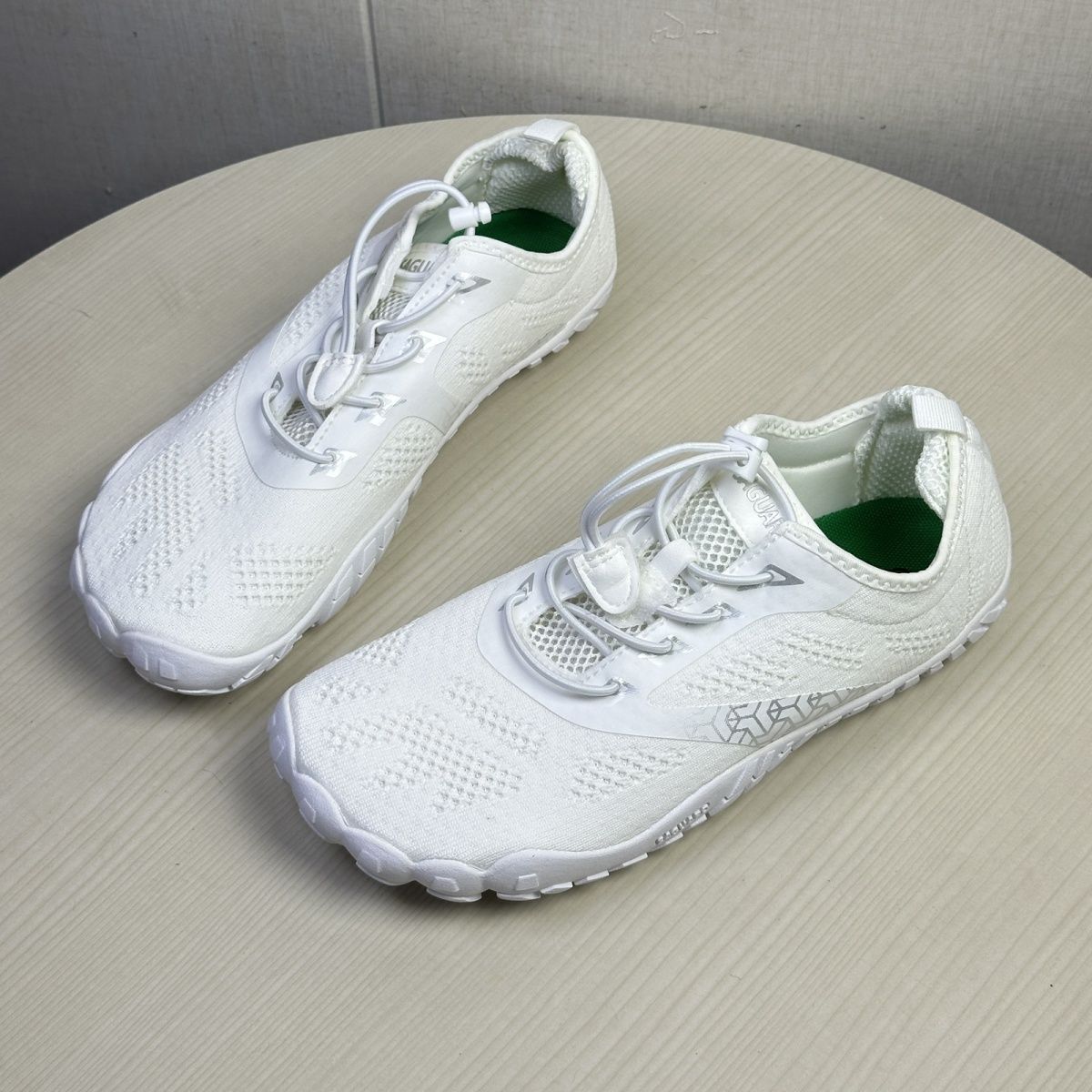 Trendy Five-Toe Lightweight Running Shoes