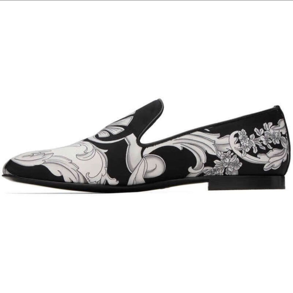 Foreign trade printed fabric loafers, slip-on shallow mouth loafers, versatile for hairstylists.