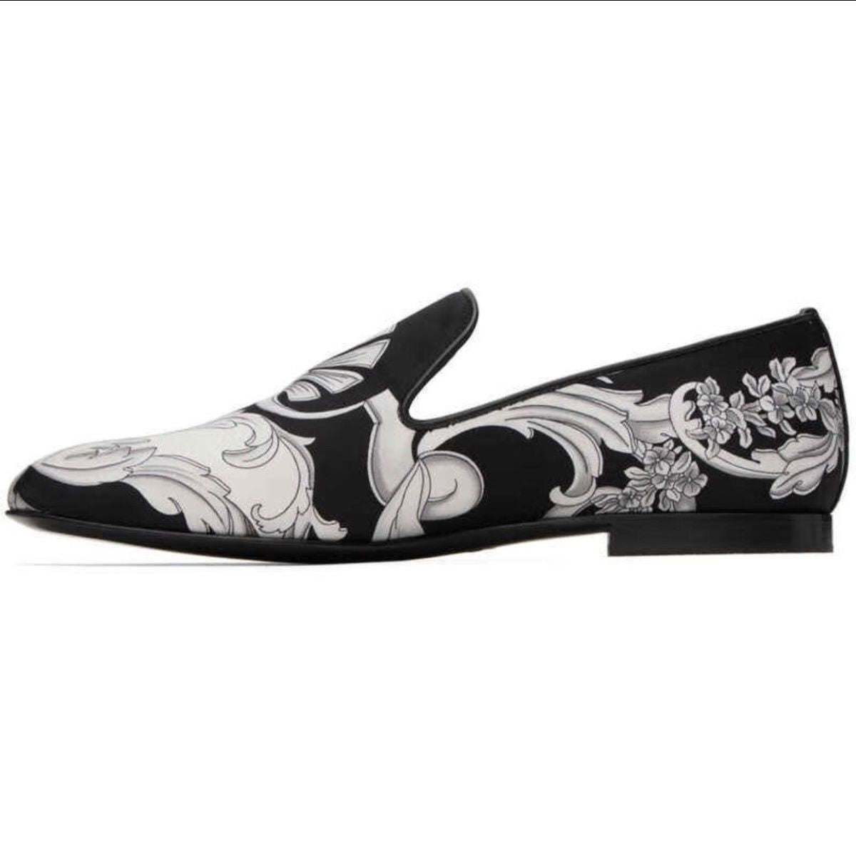 Foreign trade printed fabric loafers, slip-on shallow mouth loafers, versatile for hairstylists.