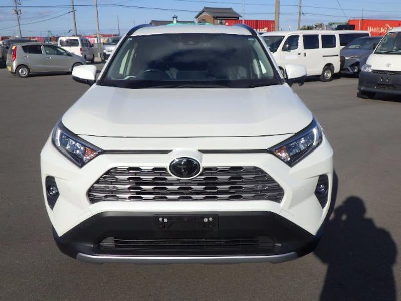 *✅ READY TO SHIP STOCK UNIT*

*REC NO: 316172*

*2019 TOYOTA RAV4*
YEAR: 2019
COLOR: PEARL
CHASSIS: MXAA54-50XXXXX
*GRADE: G Z-PACKAGE*
FUEL: PETROL
SEATS: 5 | DOORS: 5
TRANSMISSION: AT
ENGINE SIZE: 2,000 CC
MILEAGE: 81,000 KM