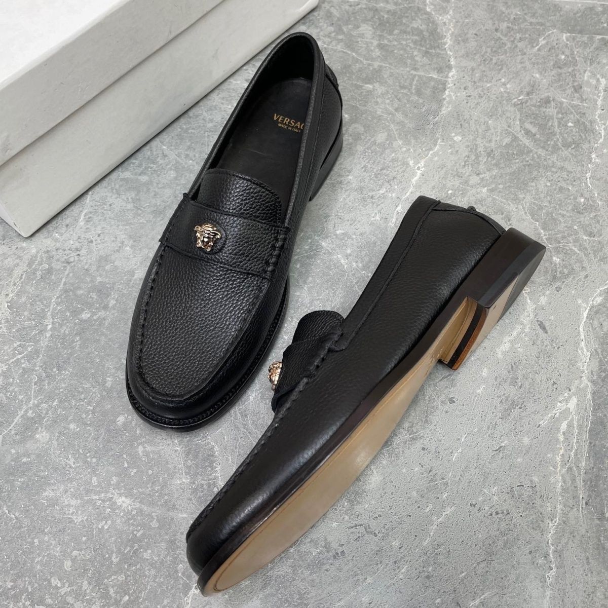 Genuine leather European style casual shoes, silver one foot