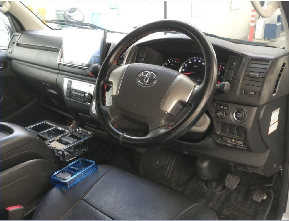 2014  Toyota Hiace-van
TRH200V
Long Super  GL
AT
2,000cc 
Petrol
89,000km  
Silver
2(5) seater 
Tint
CD Player
Alloys 
HD Navi 
Back Camera 
Fog lights 
Winker mirros