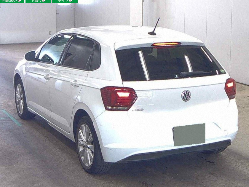 2018  Polo   
AWCHZ 
TSI High line
1,000cc 
22,202km 
White
One Owner 
Alloys 
Fog lights 
Steering controls 
HD Navi
Push Start
Pre-crach
Back Camera 
LED Head lights 
Cruise control