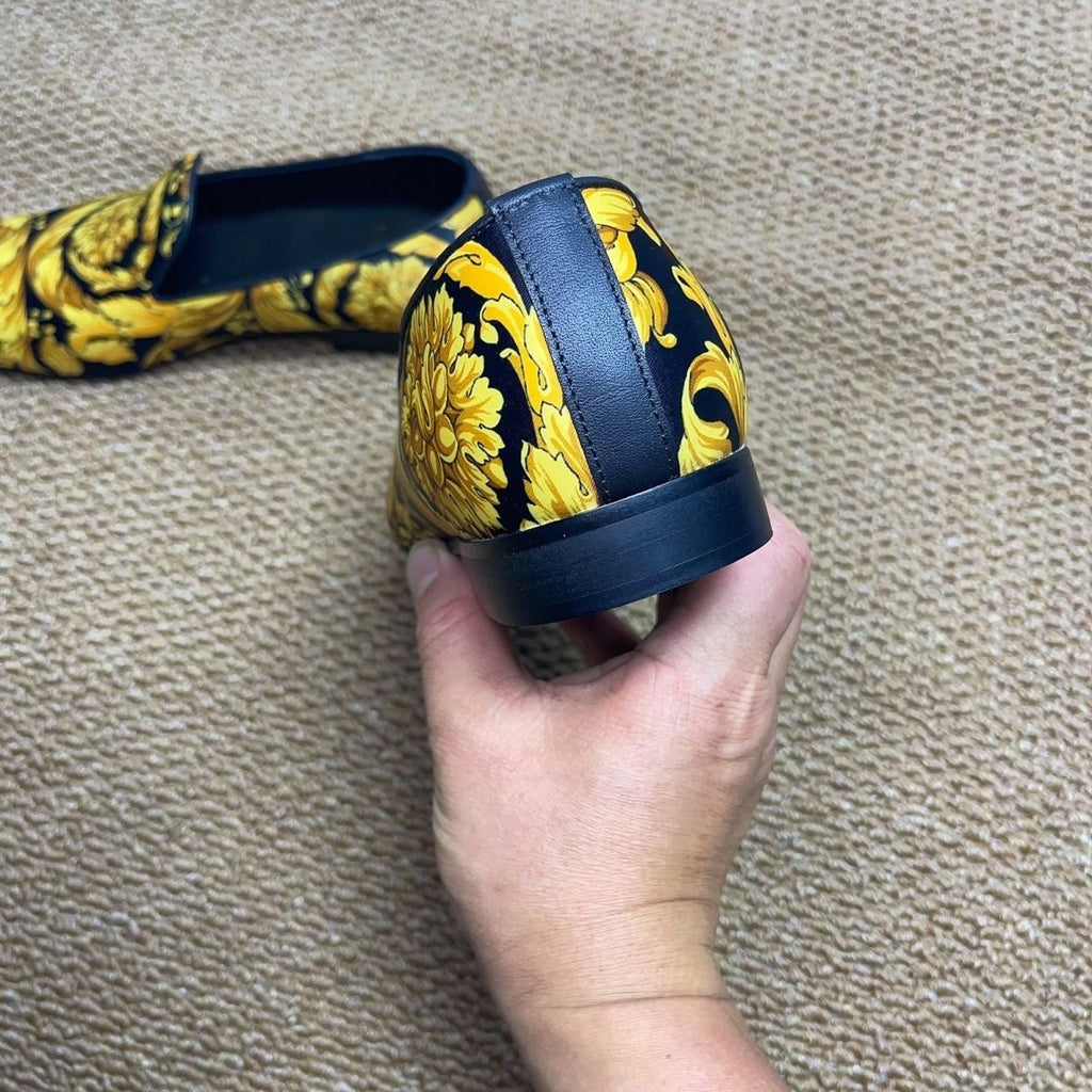 Foreign trade printed fabric loafers, slip-on shallow mouth loafers, versatile for hairstylists.