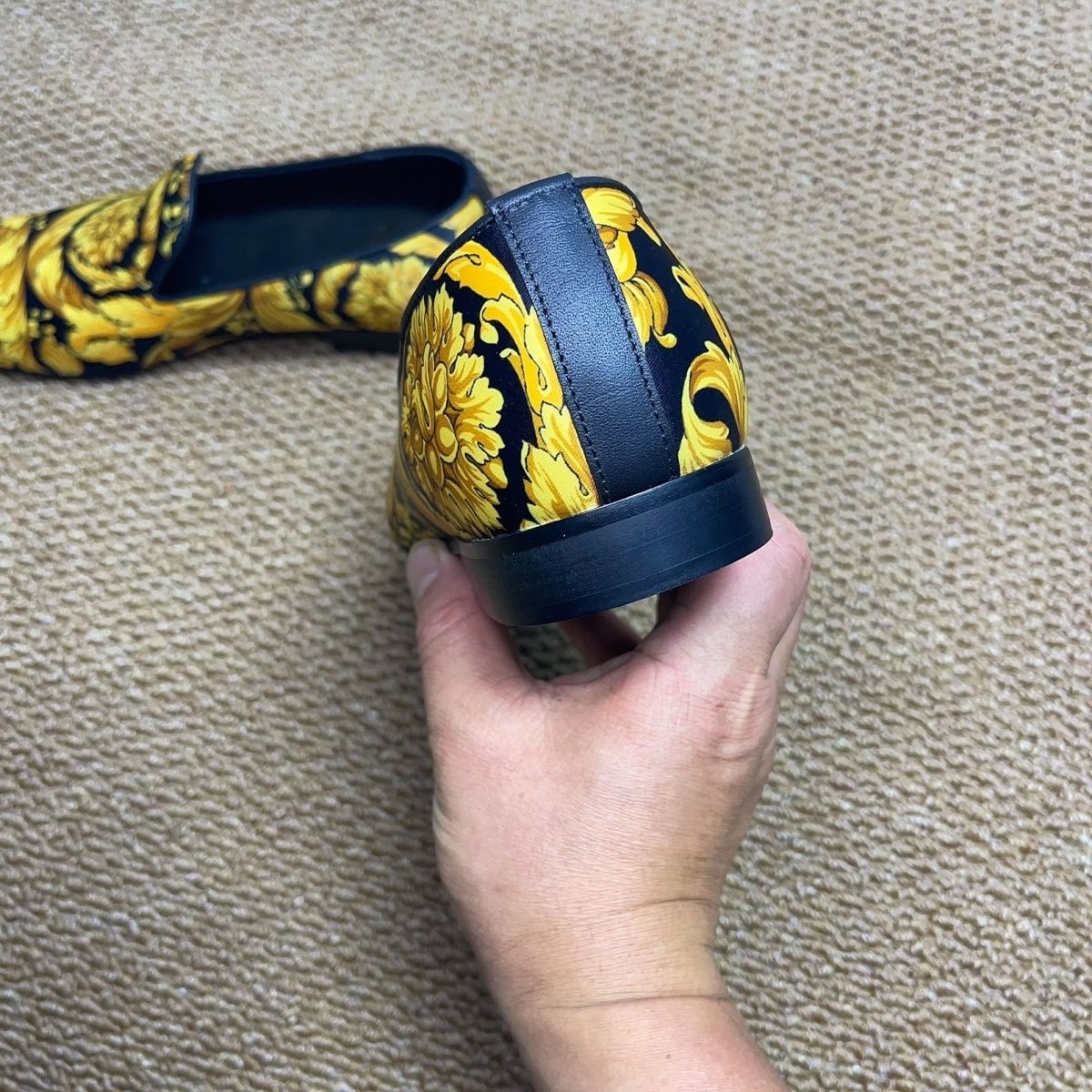 Foreign trade printed fabric loafers, slip-on shallow mouth loafers, versatile for hairstylists.