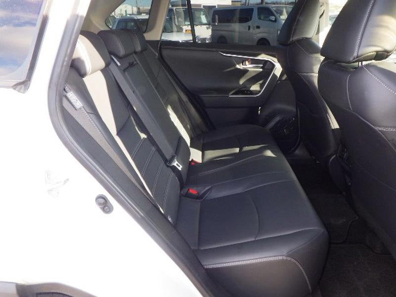 *✅ READY TO SHIP STOCK UNIT*

*REC NO: 316172*

*2019 TOYOTA RAV4*
YEAR: 2019
COLOR: PEARL
CHASSIS: MXAA54-50XXXXX
*GRADE: G Z-PACKAGE*
FUEL: PETROL
SEATS: 5 | DOORS: 5
TRANSMISSION: AT
ENGINE SIZE: 2,000 CC
MILEAGE: 81,000 KM