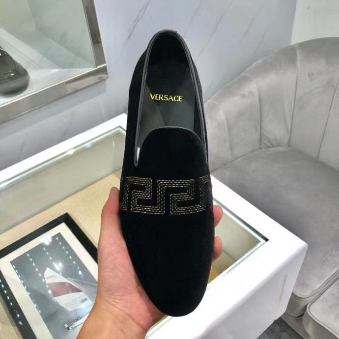 Foreign trade printed fabric loafers, slip-on shallow mouth loafers, versatile for hairstylists.