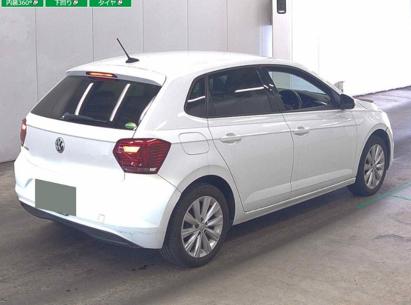 2018  Polo   
AWCHZ 
TSI High line
1,000cc 
22,202km 
White
One Owner 
Alloys 
Fog lights 
Steering controls 
HD Navi
Push Start
Pre-crach
Back Camera 
LED Head lights 
Cruise control