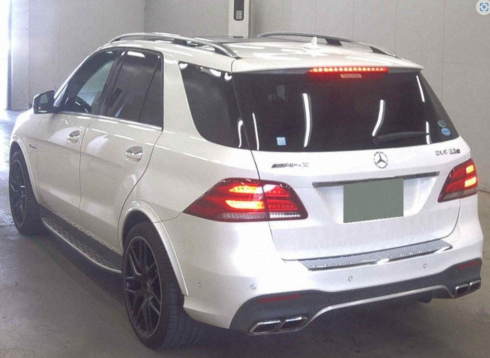 2015 Mercedes Benz  GLE63
W166
GLE63 S 4M 
AT
5,500cc  
V-8
Petrol
63,000km 
One Owner 
Leather 
Panoramic roof 
Back Camera