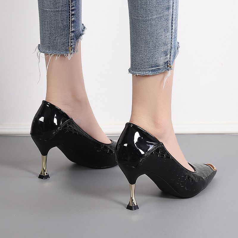 Dunedin Genuine Leather High Heels Small