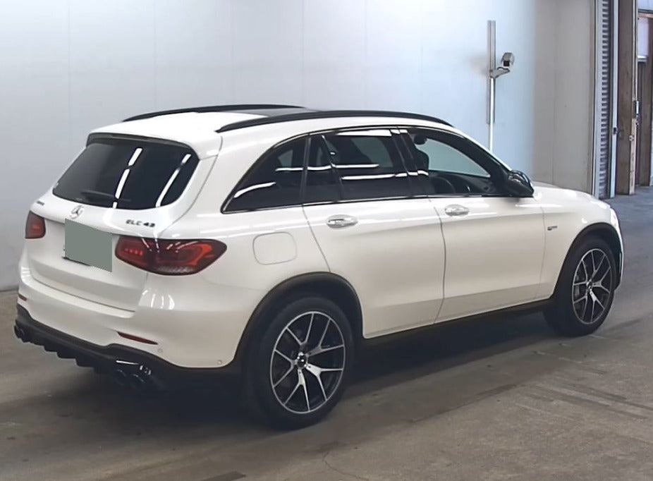 2019  Mercedes Benz  GLC43
W253
GLC43 4 Matic 
AT
3,000cc 
Petrol 
54,000km  
White 
Sunroof 
Leather seats 
5 seater 
Alloys 
HD Navi 
Back Camera 
One Owner  
Radar Safety 
Smart Key