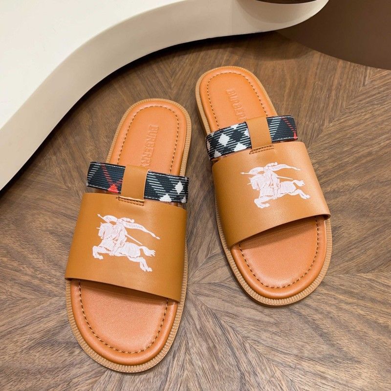 Evening is expected to reach the big venue. European summer new arrivals leather slippers
