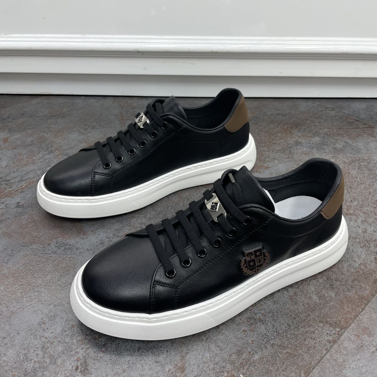 Spring Tour Promotion 2024 New Genuine Leather Luxury Accessories