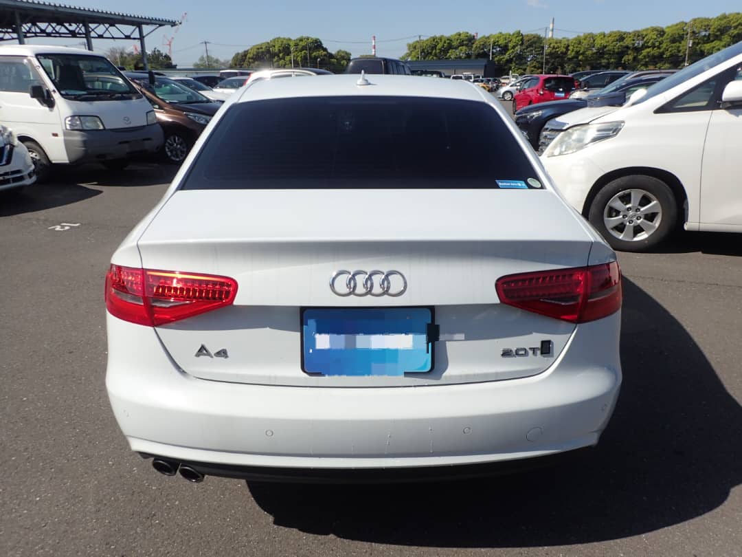 2014  Audi  A4  
8KCDN
2.0 TFSI Quattro
2,000cc  
AT
Petrol 
50,638km
White
One Owner 
Cruise Control 
Back Camera 
PEARL 
Alloys 
Tint