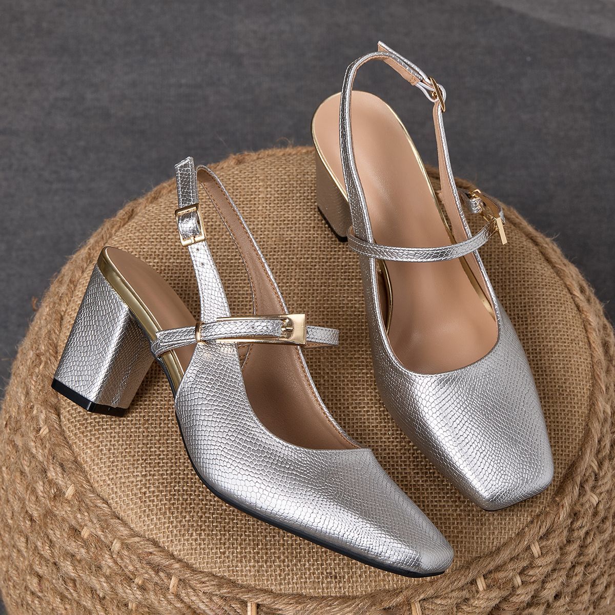 Try before you buy! Supports starting from 0 yuan. 2026 New Silver Chunky Heel Slingbacks