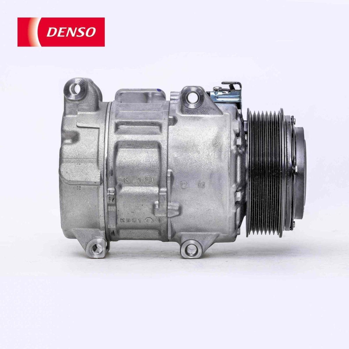 Air conditioning compressor refrigerant pump