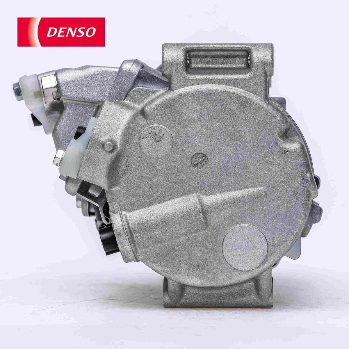 Air conditioning compressor refrigerant pump