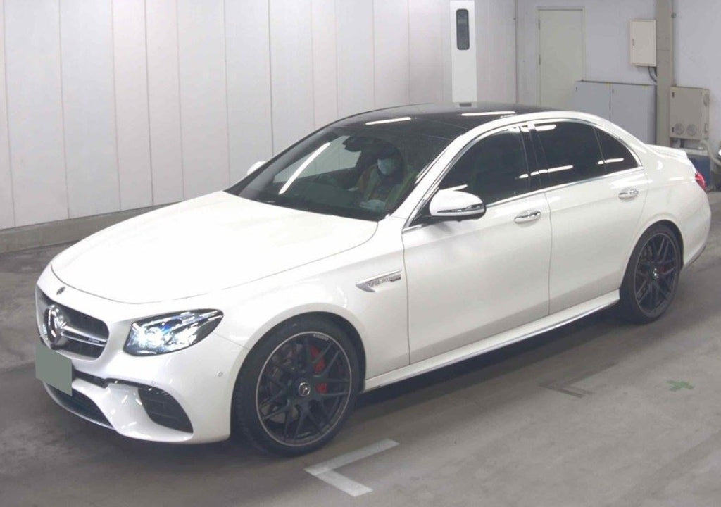 2018  Mercedes Benz  E63S  AMG
W213
E63 S AMG 4M +
AT
4,000cc 
Petrol 
49,000km 
White
Panoramic sunroof 
Leather seats 
Seat heater 
Radar safety
One owner  
360 deg view camera