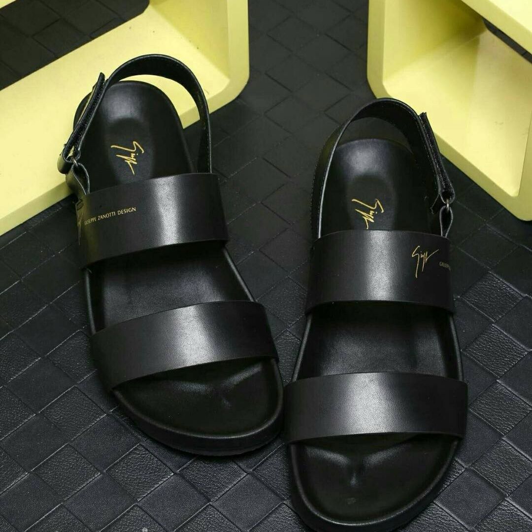 026 Men's High-End Stylish Versatile Lightweight and Resistant