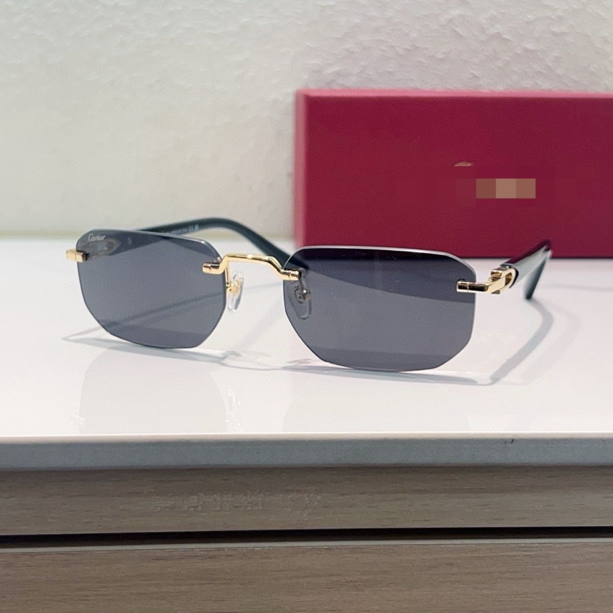 Sunglasses unique and Quality