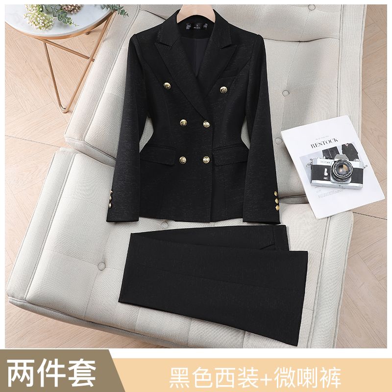 Visit store for a casual and stylish pink women's spring suit.
