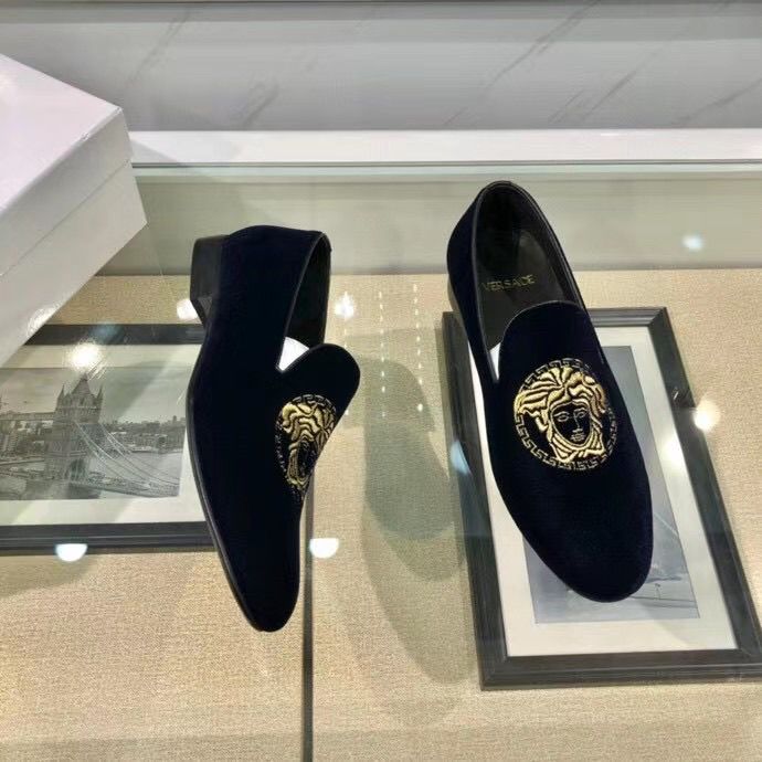 Foreign trade printed fabric loafers, slip-on shallow mouth loafers, versatile for hairstylists.